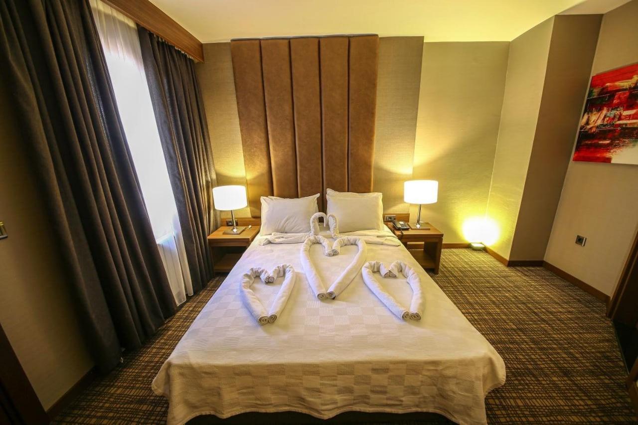Grand Isias Hotel Adıyaman Esterno foto